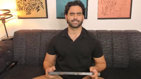 bradleymartin7 online show from July 12, 4:31 pm
