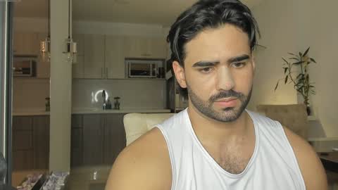 Snapshot of bradleymartin7 chatting on December 4, 2:31 am bradleymartin7 online show from December 4, 2:31 am
