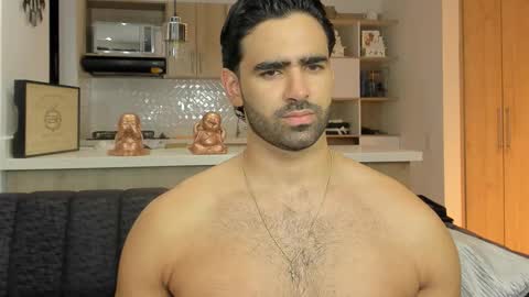 Snapshot of bradleymartin7 chatting on October 17, 3:10 am bradleymartin7 online show from October 17, 3:10 am