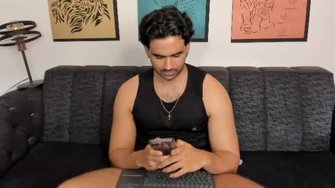 bradleymartin7 online show from July 28, 4:39 pm