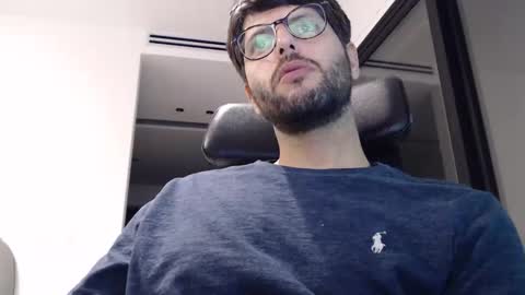 brads online show from December 2, 10:32 pm