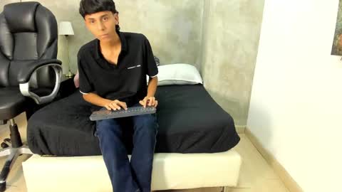 Brady online show from June 6, 3:23 am