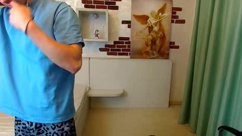 BradyFlint online show from November 17, 5:32 am