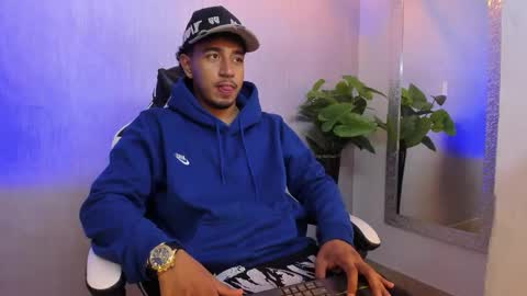 Brand  online show from April 23, 12:20 pm