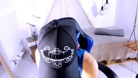 B R A N D online show from February 5, 6:42 am