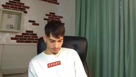 Snapshot of brandontatex chatting on February 27, 2:00 pm BrandonTateX online show from February 27, 2:00 pm