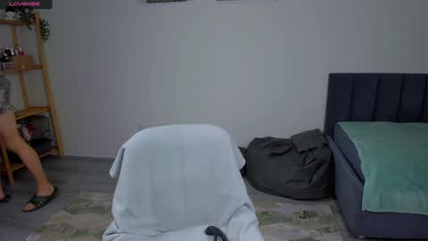 Snapshot of bravo_maestro chatting on December 9, 9:01 pm Johny Bravo online show from December 9, 9:01 pm