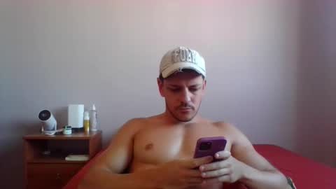 braziliangoodboy online show from February 21, 6:42 pm