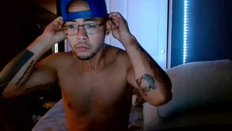 Breadcrumbsss online show from November 2, 2:16 am