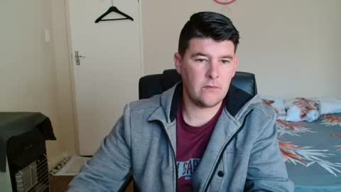 ask me lol online show from June 10, 6:15 am