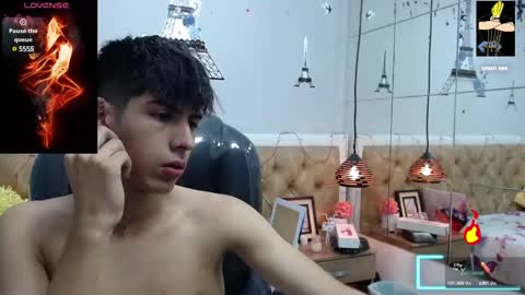 Snapshot of brent18_ chatting on February 23, 2:24 am Esteban online show from February 23, 2:24 am