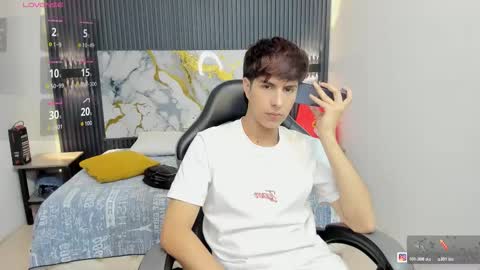 Esteban online show from March 9, 2:33 pm