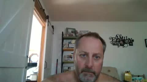 Snapshot of brettsky chatting on October 3, 7:19 pm hey online show from October 3, 7:19 pm