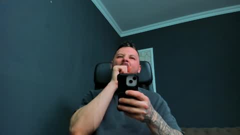 Brian online show from April 2, 4:43 am