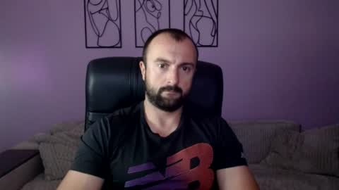 brindlefly69 online show from July 15, 10:33 am