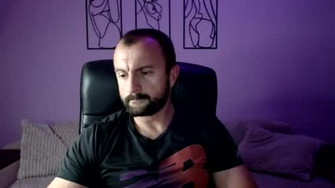 brindlefly69 online show from July 20, 10:32 am