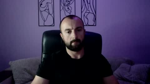 brindlefly69 online show from July 6, 10:23 am