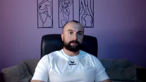 brindlefly69 online show from June 24, 11:13 am