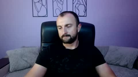 brindlefly69 online show from July 11, 11:12 am