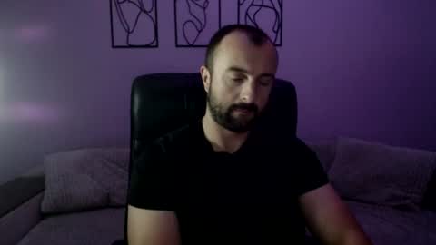 brindlefly69 online show from July 13, 10:39 am