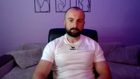 brindlefly69 online show from June 23, 11:03 am
