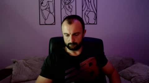 brindlefly69 online show from July 17, 10:55 am