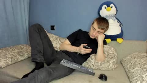 bristlebback online show from April 22, 3:50 pm