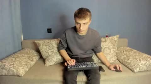 bristlebback online show from October 14, 6:26 pm