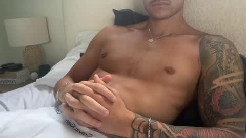 BrooklynTay online show from March 23, 1:00 am