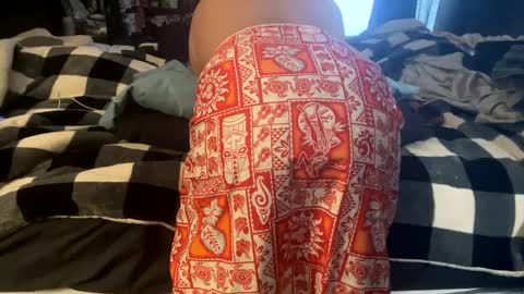 Snapshot of brownbootie1 chatting on January 13, 6:49 pm brownbootie1 online show from January 13, 6:49 pm