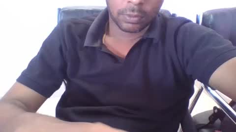 brownwolfie28 online show from March 24, 5:56 am