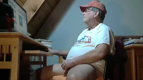 brubar online show from April 3, 2:08 am