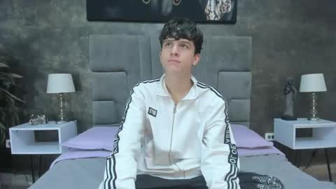 Bruce Hans online show from April 22, 11:37 am