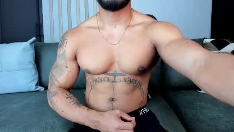 bruce roldan online show from June 9, 1:29 am