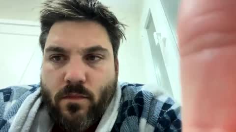 Snapshot of bruce_wayne34 chatting on January 2, 11:38 pm Bruce Wayne online show from January 2, 11:38 pm