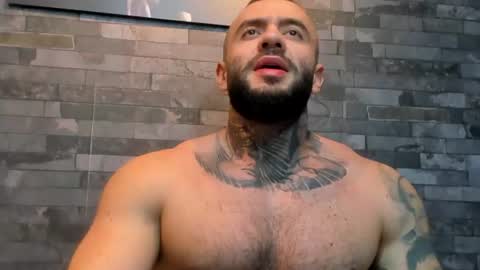 brucedallas online show from July 24, 3:47 am