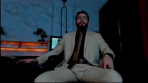 Snapshot of bruno_woods chatting on March 3, 5:02 pm Andres Suarez online show from March 3, 5:02 pm