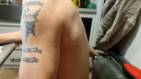 Steve... aka SkinnieDippin aka TimberTramp online show from March 10, 1:39 pm