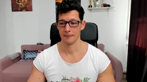 Snapshot of brutusk1 chatting on January 8, 8:38 am Brutus K online show from January 8, 8:38 am
