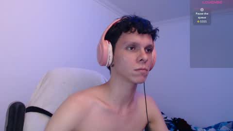 bryamado online show from April 18, 4:14 am