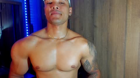 Snapshot of bryan_boy_ chatting on February 1, 2:05 am bryan online show from February 1, 2:05 am