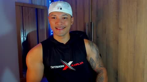 Snapshot of bryan_boy_ chatting on January 29, 12:54 am bryan online show from January 29, 12:54 am