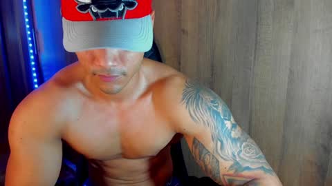 Snapshot of bryan_boy_ chatting on December 14, 4:20 pm bryan online show from December 14, 4:20 pm