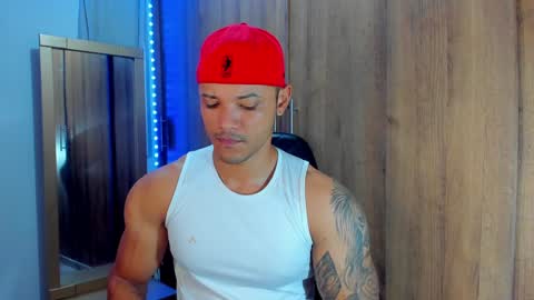 Snapshot of bryan_boy_ chatting on December 20, 1:14 am bryan online show from December 20, 1:14 am