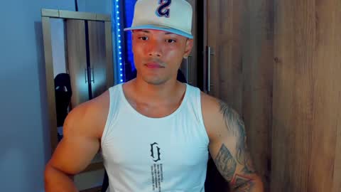 Snapshot of bryan_boy_ chatting on December 11, 11:00 pm bryan online show from December 11, 11:00 pm