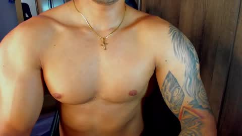 Snapshot of bryan_boy_ chatting on March 10, 2:28 am bryan online show from March 10, 2:28 am