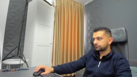 BryceReign online show from March 26, 5:55 am