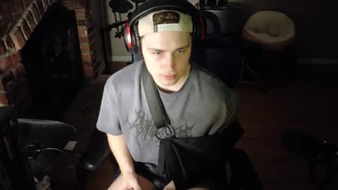 BubblebuttBdn online show from April 21, 2:51 am