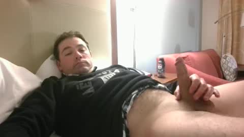 Snapshot of buck255604 chatting on February 18, 2:59 am buck255604 online show from February 18, 2:59 am