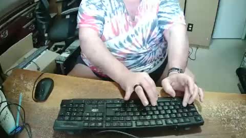 Bucku2 online show from April 18, 7:18 pm